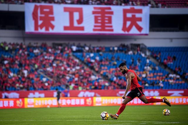  伯恩利保级生死战，读秒绝平富勒姆保留希望  